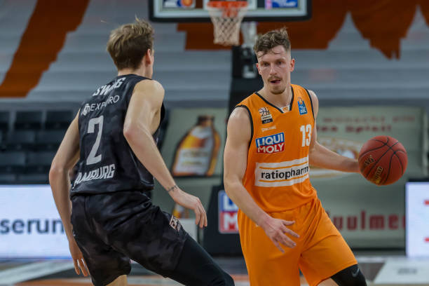 市场与球迷 市场与球迷